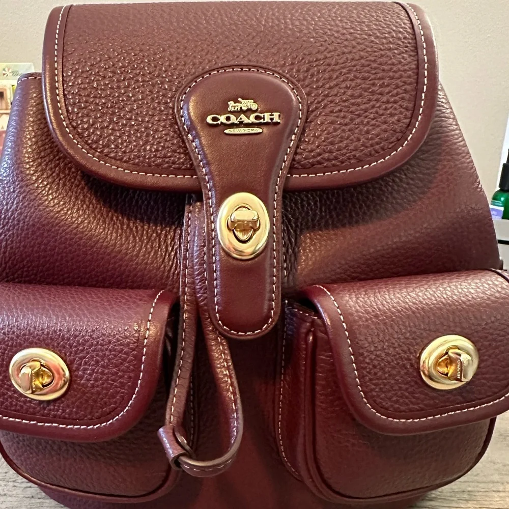 Coach Hadley Backpack Dark Vine - Picture 1 of 8